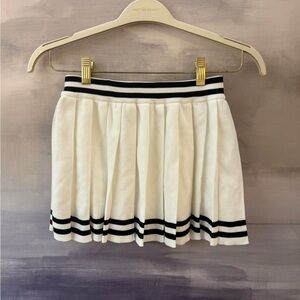 Retro White Pleated Skirt with Black Stripes